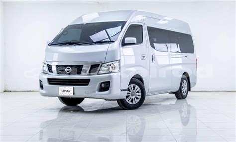 ซื้อรถ Nissan Urvan มือสอง .
